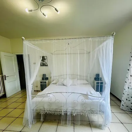 Blackland- Shabby Tuscany House Сasa de vacaciones *